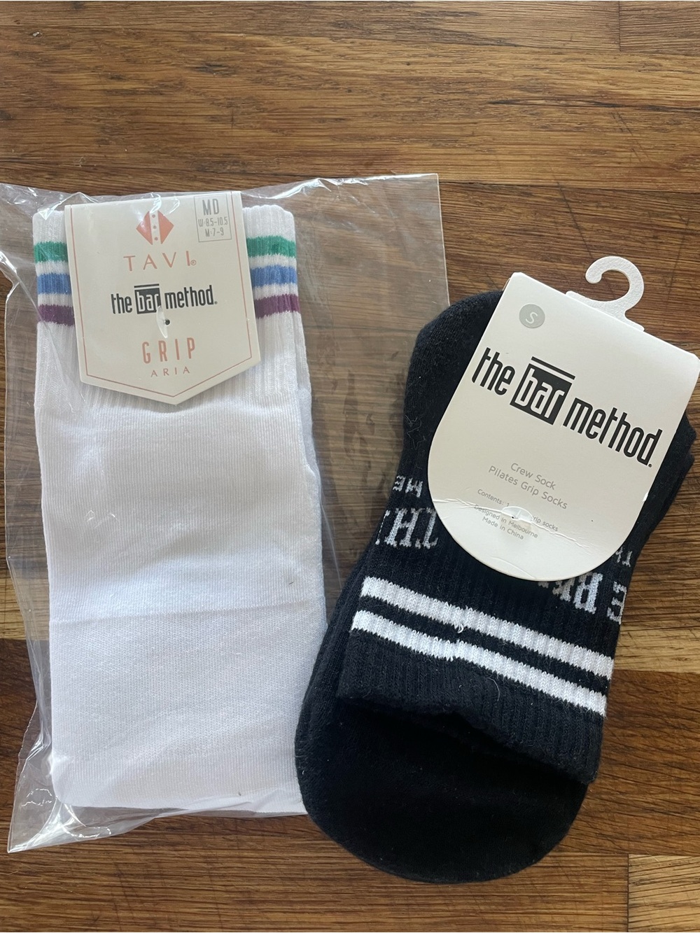 the bar method TAVI Grip Crew Socks - 2 Pairs